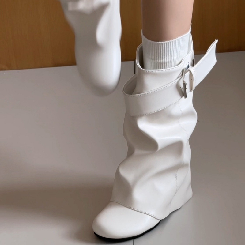 Street Fashion News - Neue Damen-Slouchy-Lederstiefel bis zur Wadenmitte mit